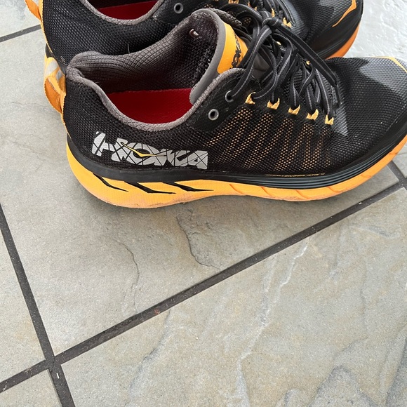 Hoka One One Challenger Atr 4 Mens Black Kumquat - Picture 4 of 5